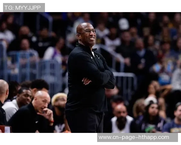 迈克布朗解析先发调整策略应对绿军小个阵容避免大个防守后卫 迈克布朗解析先发调整策略应对绿军小个阵容避免大个防守后卫