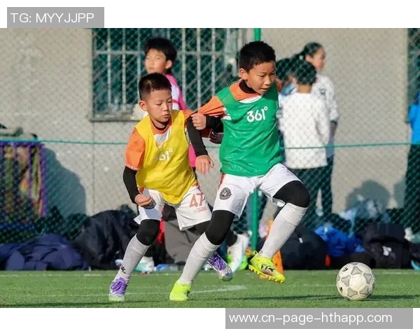 北京国安天赋日活动在天坛体育中心成功举办U12梯队选拔赛吸引众多小球员参与 北京国安天赋日活动在天坛体育中心成功举办U12梯队选拔赛吸引众多小球员参与